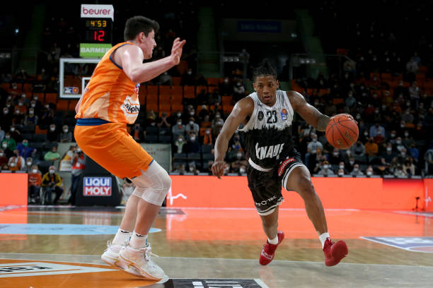 还是刚刚接 还是刚刚接