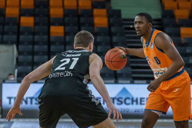 盐城国际足 盐城国际足