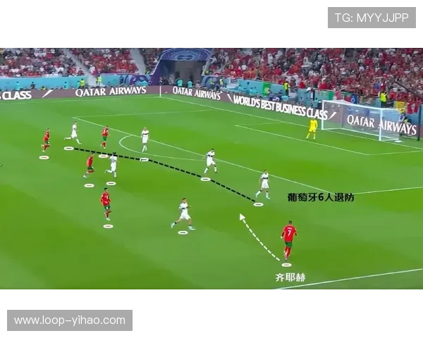 巴黎分析阿什拉夫右路频繁压上可能引发的防守漏洞问题